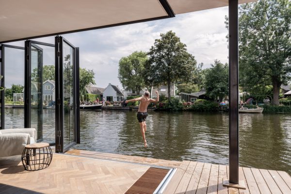 Hausboot bei Utrecht; Houseboat near Utrecht